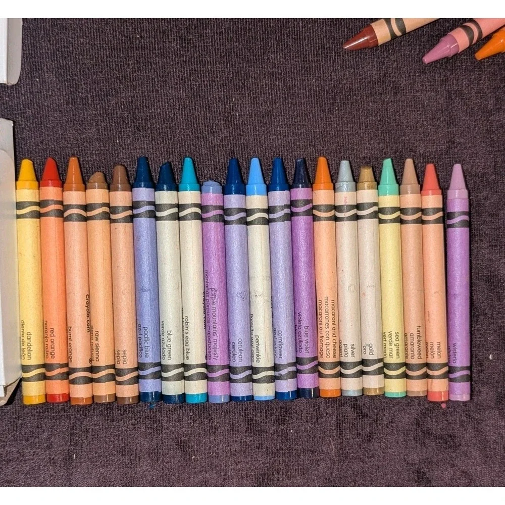 Vintage Crayola Retired Colors Lot Dandelion Burnt Orange Pacific Blue 20 Pc